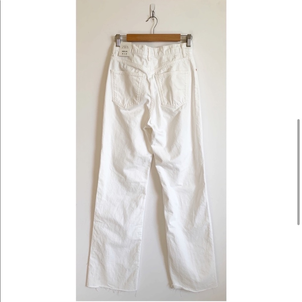 Zara High Waisted Full Length Wide Leg Jeans White Size 6 Stretch Denim Raw Hem